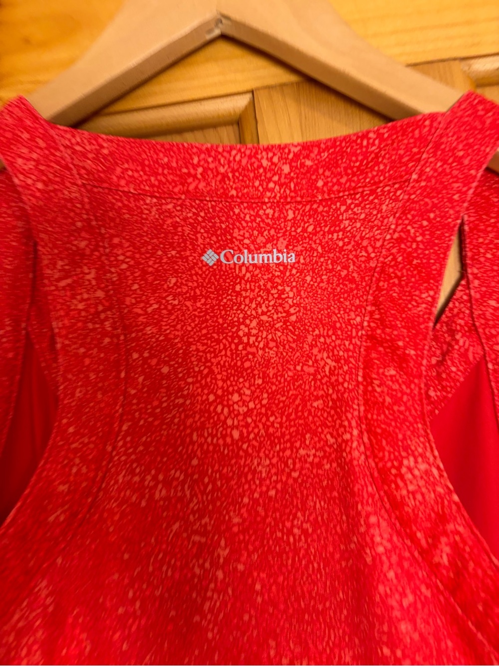 Columbia A-line sporty dress in speckled red - Picture 4 of 8